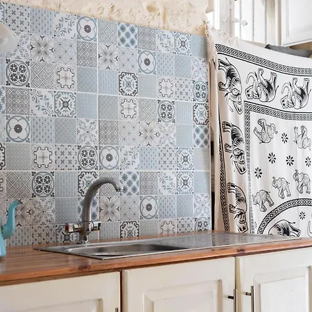 Roam Gozo - 47 - 300yr Old Farm Converted Into Welcoming Tiny Daire