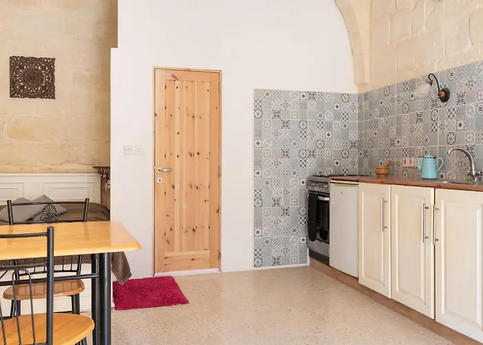 Roam Gozo - 47 - 300yr Old Farm Converted Into Welcoming Tiny 쇼키아